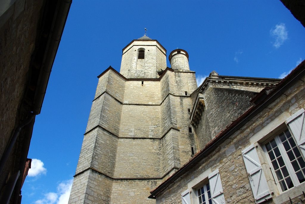 Martel : église Saint-Maur